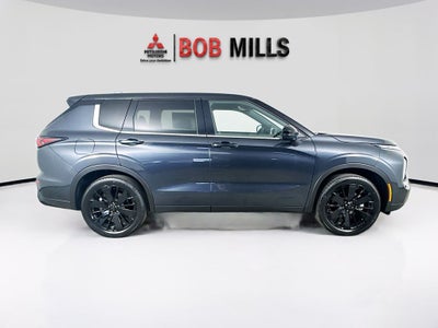 2026 Mitsubishi Outlander LE