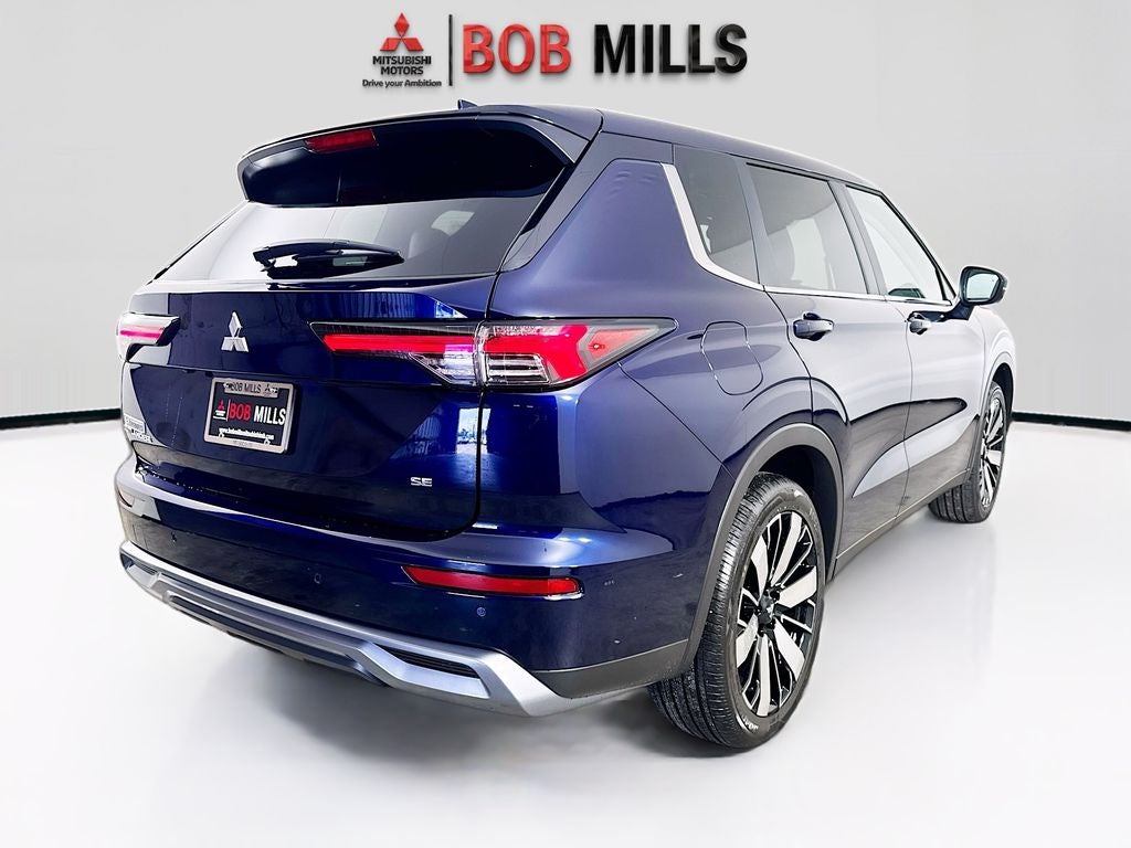 2026 Mitsubishi Outlander SE
