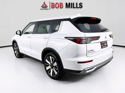 2026 Mitsubishi Outlander SE