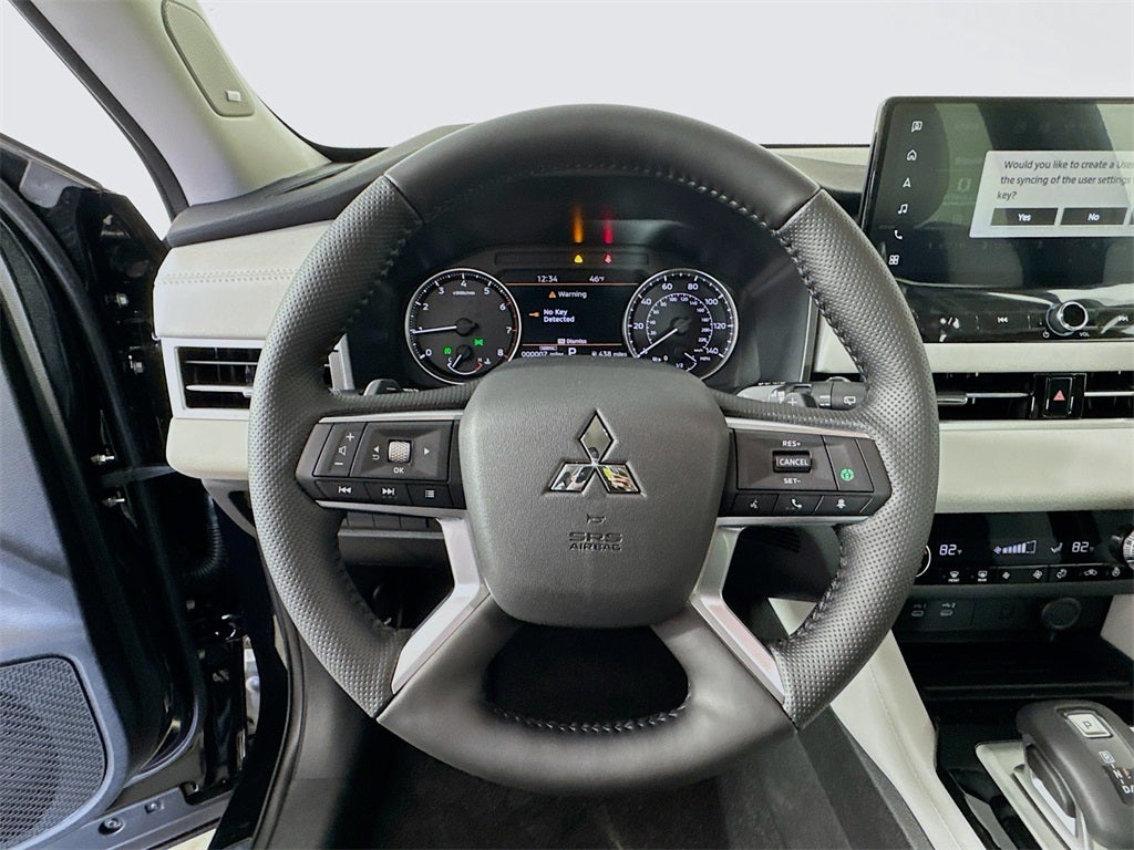 2026 Mitsubishi Outlander SE