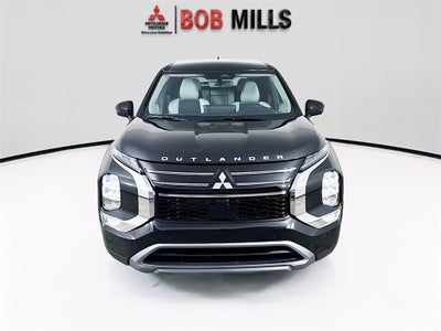 2026 Mitsubishi Outlander SE