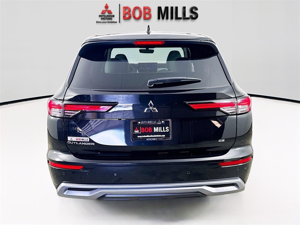 2026 Mitsubishi Outlander SE