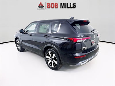 2026 Mitsubishi Outlander SE