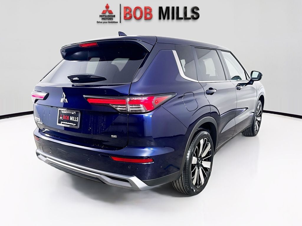 2026 Mitsubishi Outlander SE