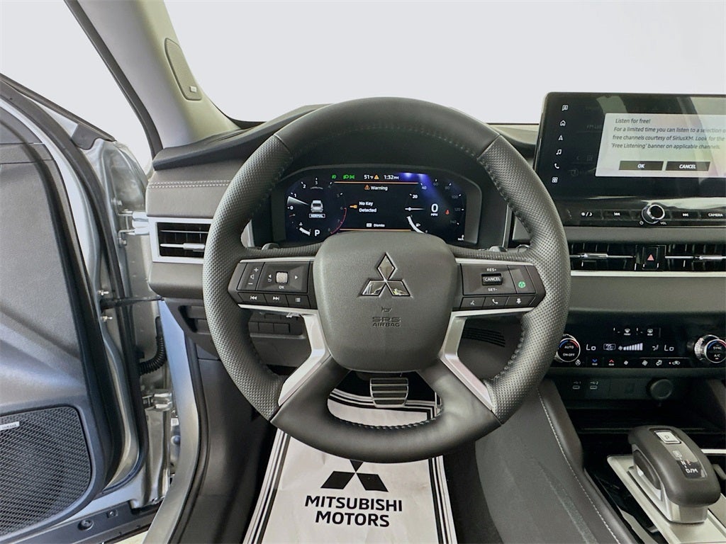 2025 Mitsubishi Outlander SEL
