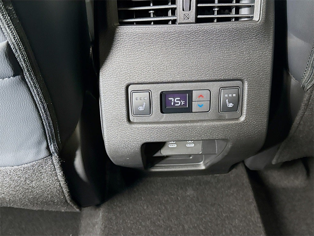 2025 Mitsubishi Outlander SEL