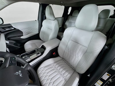 2025 Mitsubishi Outlander SEL