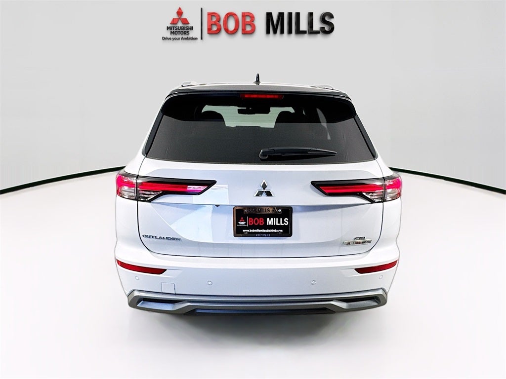 2025 Mitsubishi Outlander SEL