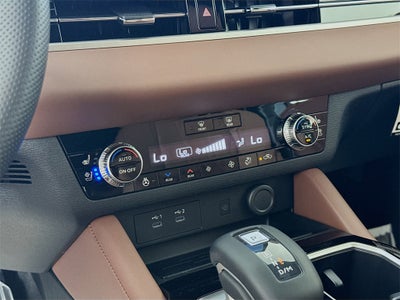 2025 Mitsubishi Outlander SEL