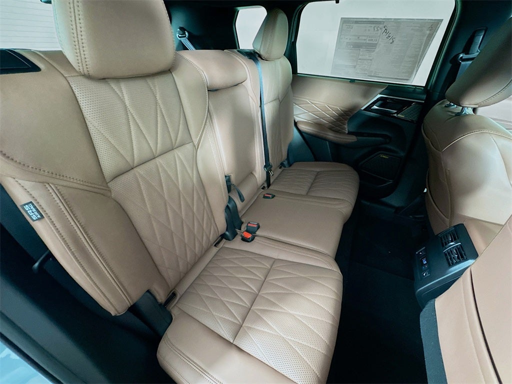 2025 Mitsubishi Outlander SEL