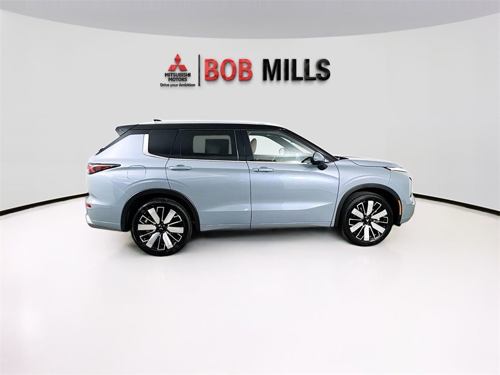 2025 Mitsubishi Outlander SEL