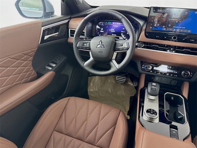 2025 Mitsubishi Outlander SEL