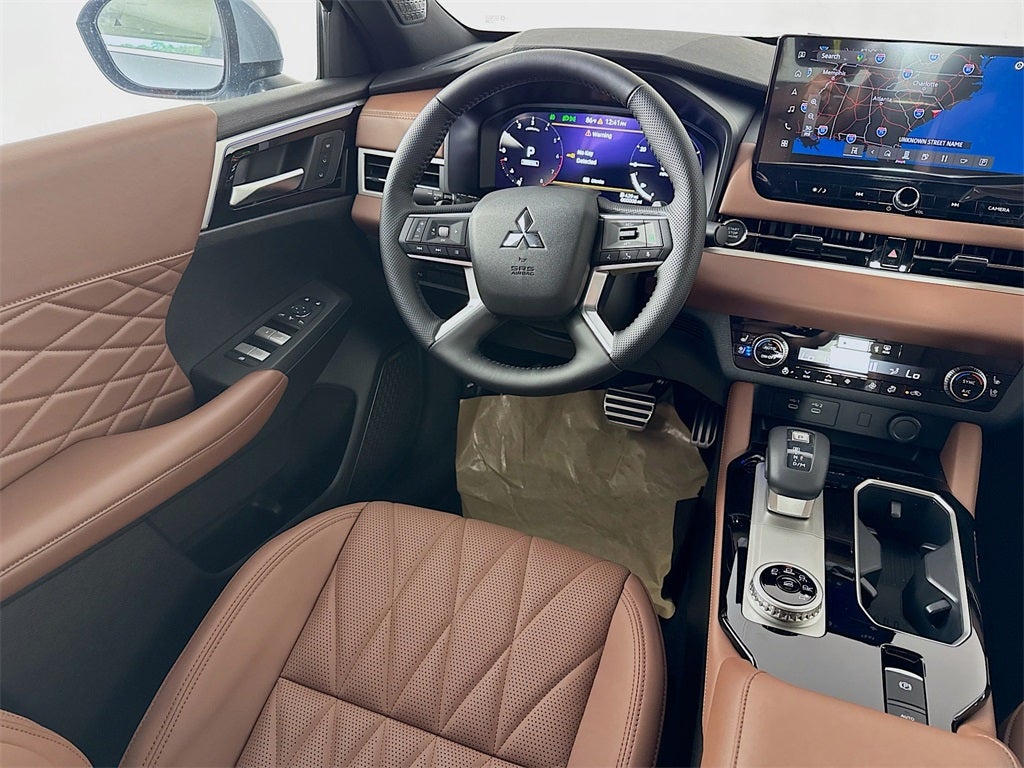 2025 Mitsubishi Outlander SEL