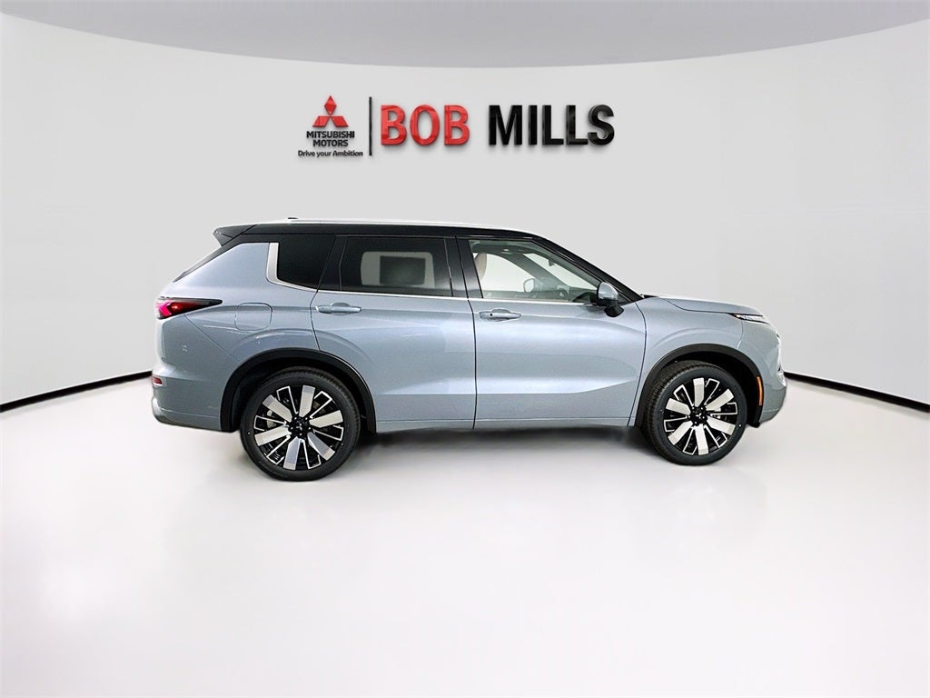 2025 Mitsubishi Outlander SEL