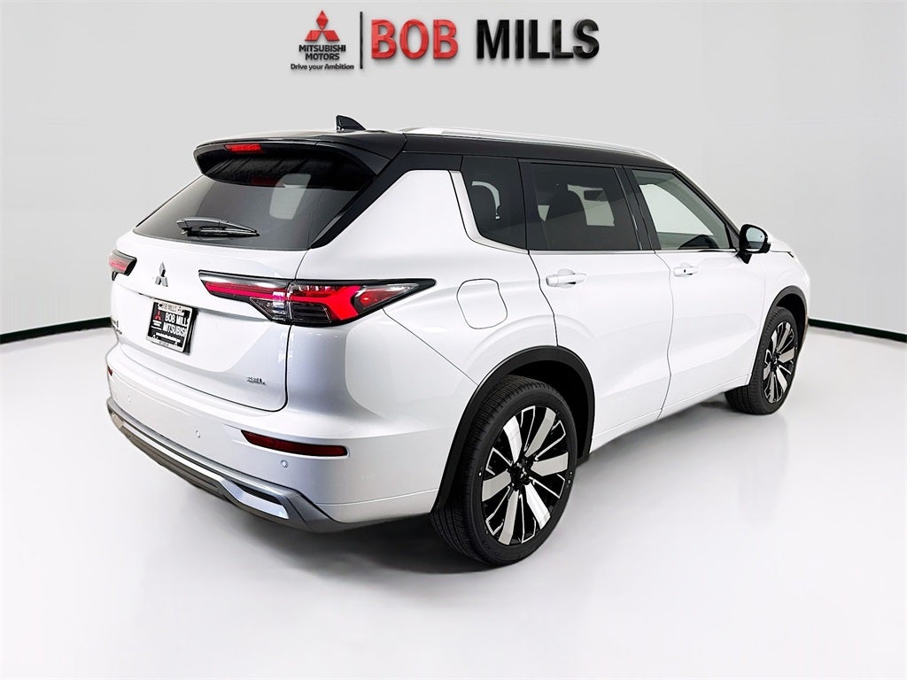2025 Mitsubishi Outlander SEL