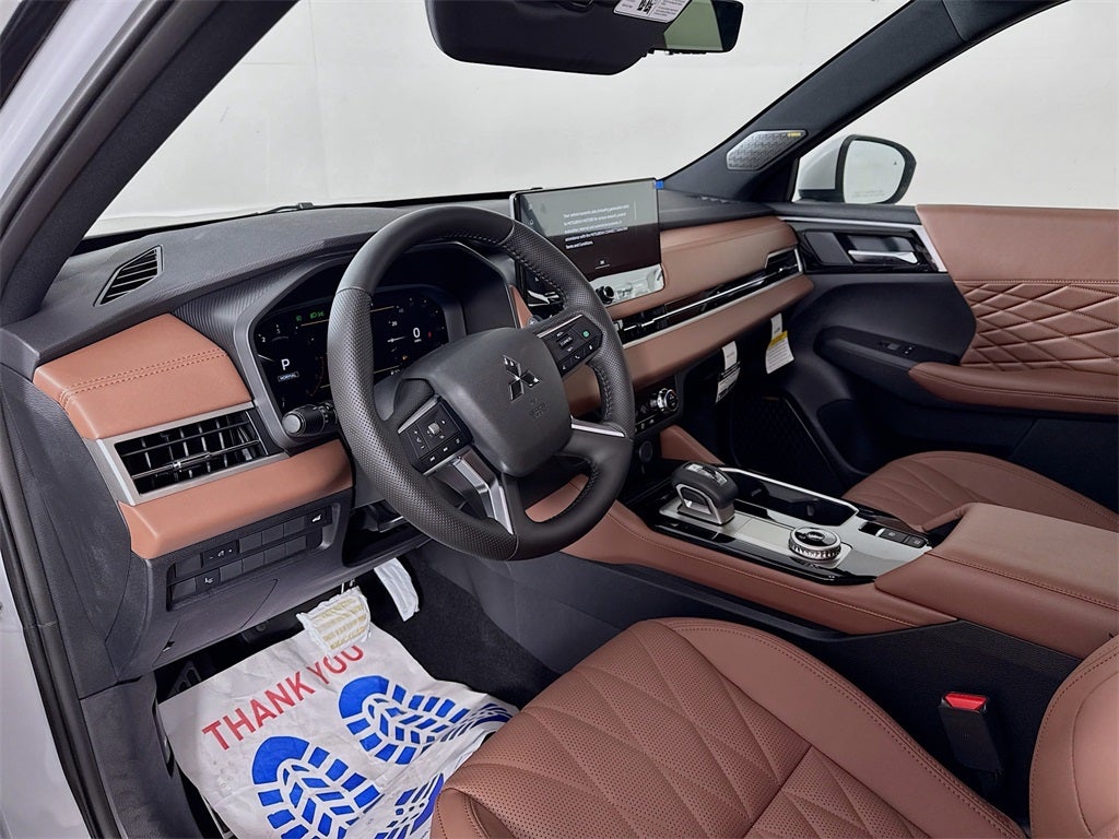 2025 Mitsubishi Outlander SEL