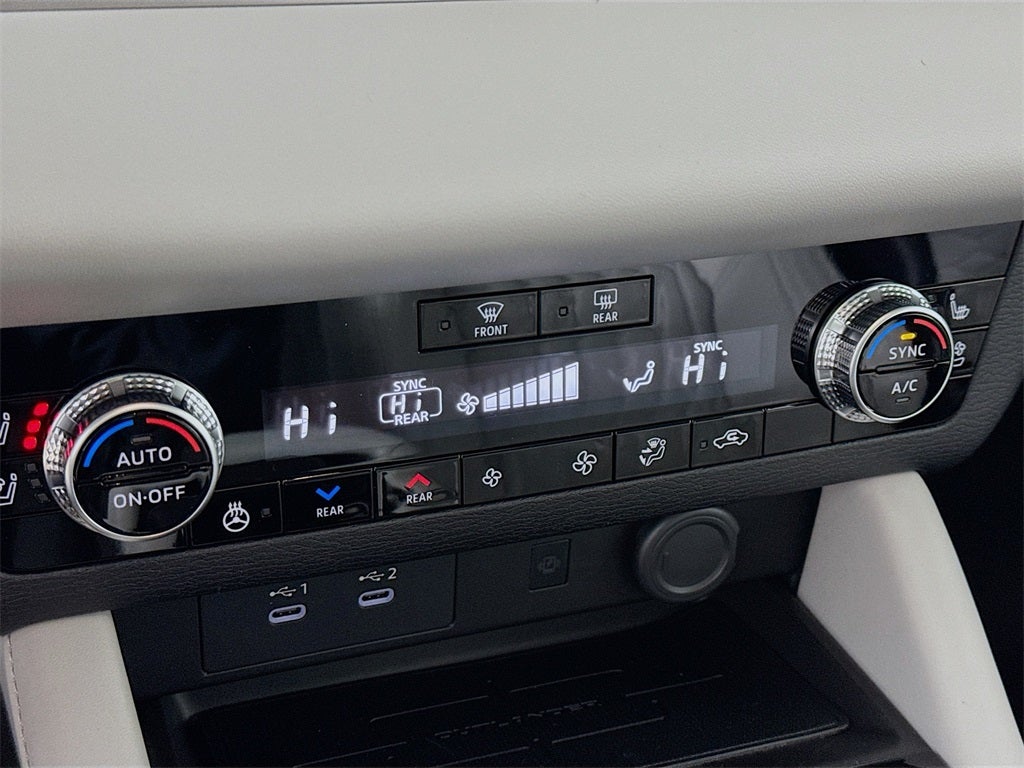 2026 Mitsubishi Outlander SEL