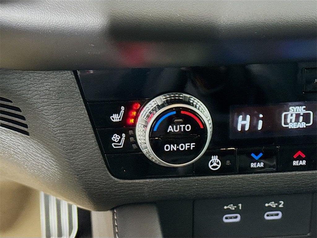 2026 Mitsubishi Outlander SEL