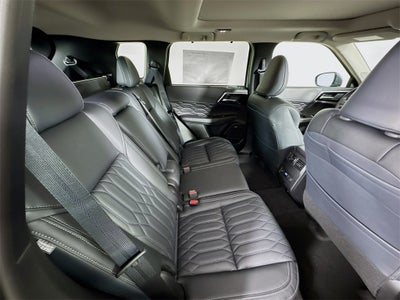 2026 Mitsubishi Outlander SEL