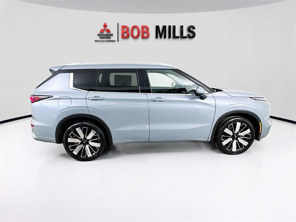 2026 Mitsubishi Outlander SEL