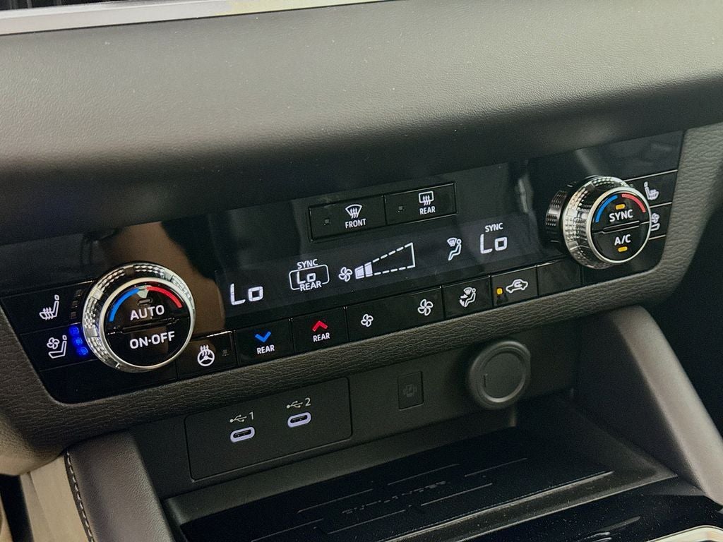 2026 Mitsubishi Outlander SEL