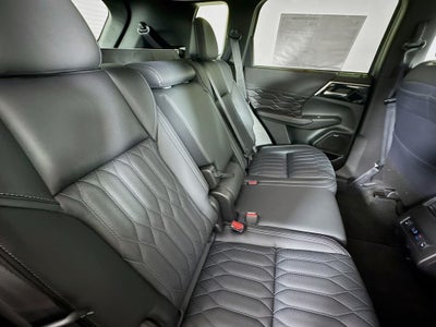 2026 Mitsubishi Outlander SEL