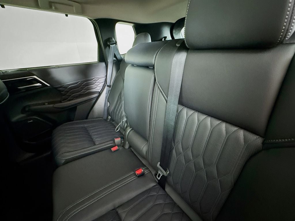 2026 Mitsubishi Outlander SEL