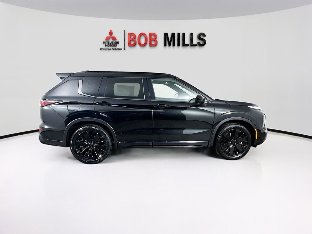 2026 Mitsubishi Outlander Black Edition