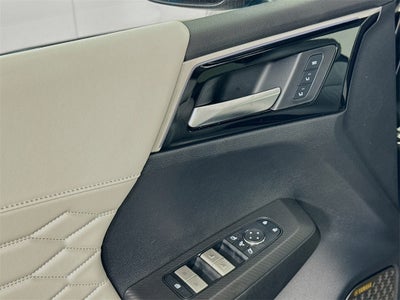 2025 Mitsubishi Outlander Platinum Edition