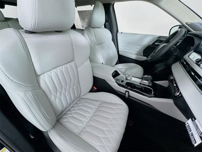 2025 Mitsubishi Outlander Platinum Edition