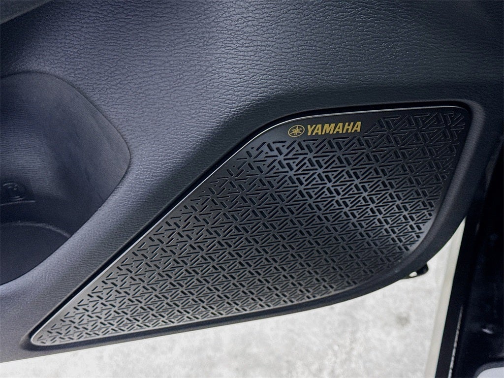 2025 Mitsubishi Outlander Platinum Edition