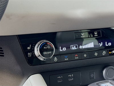 2025 Mitsubishi Outlander Platinum Edition