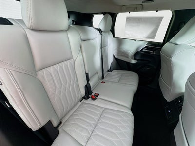 2025 Mitsubishi Outlander Platinum Edition
