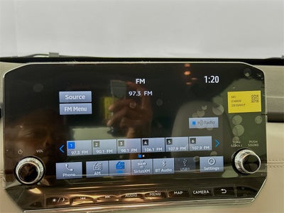 2025 Mitsubishi Outlander PHEV SEL