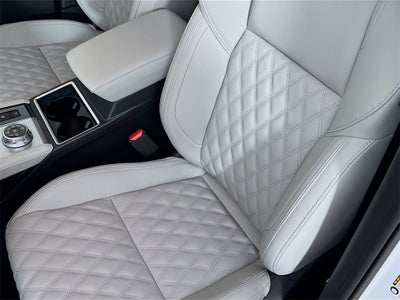 2025 Mitsubishi Outlander PHEV SEL