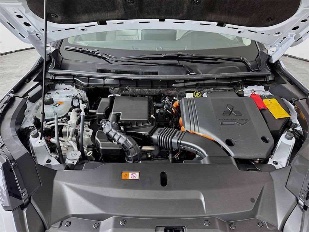 2025 Mitsubishi Outlander PHEV SEL