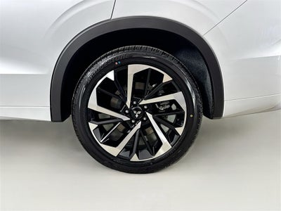 2025 Mitsubishi Outlander PHEV SEL