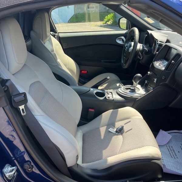2016 Nissan 370Z Touring Sport