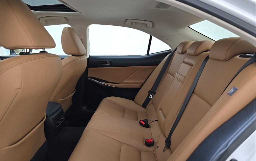 2017 Lexus IS 300
