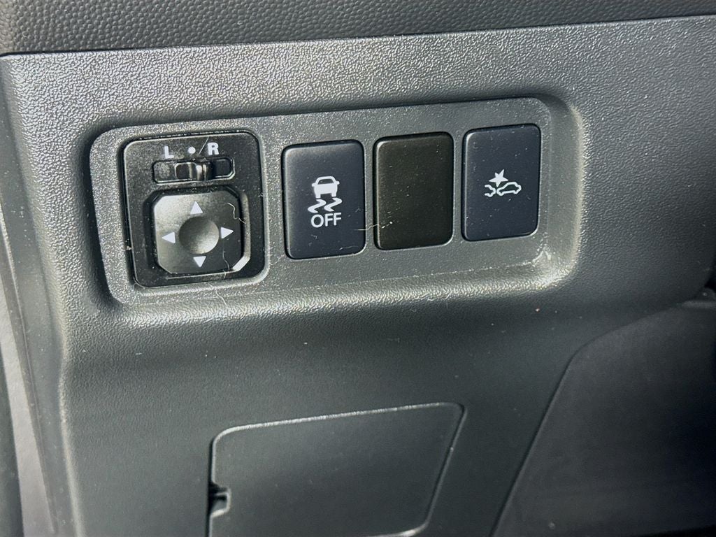 2022 Mitsubishi Mirage ES