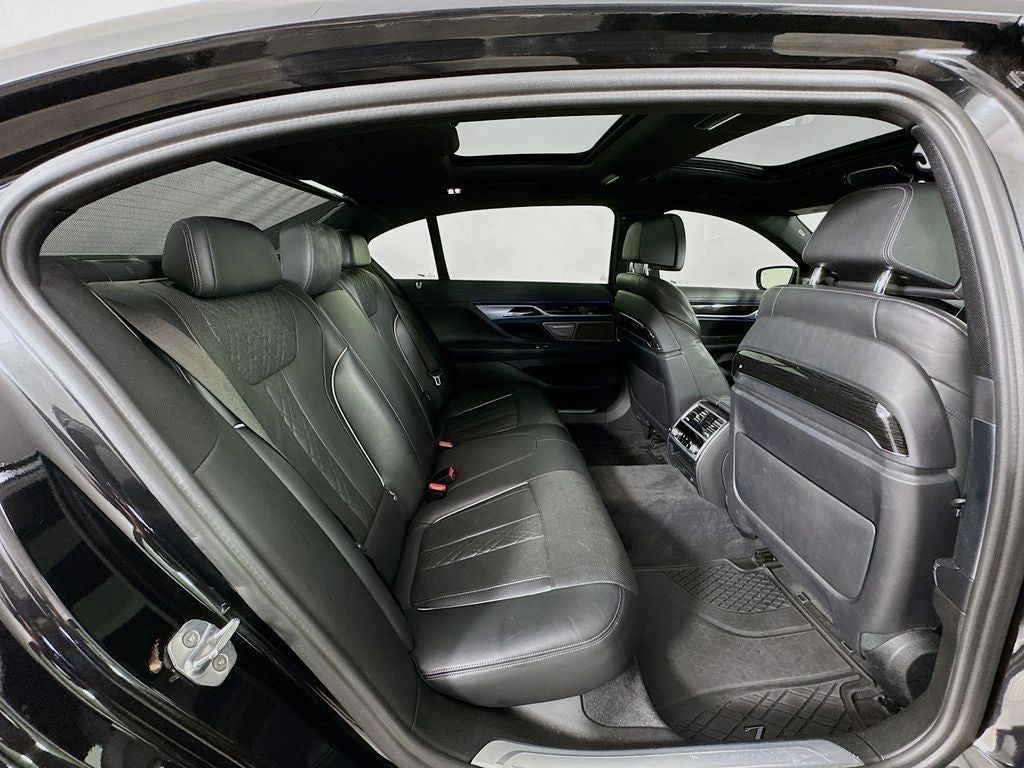 2019 BMW 7 Series 750i