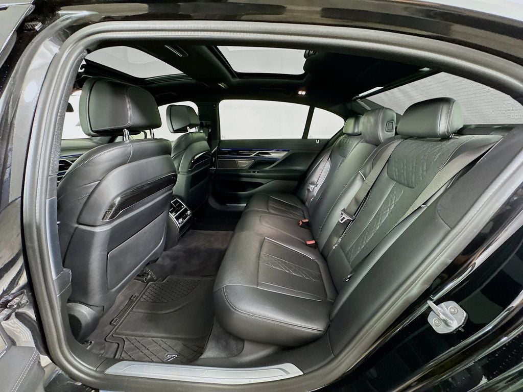 2019 BMW 7 Series 750i