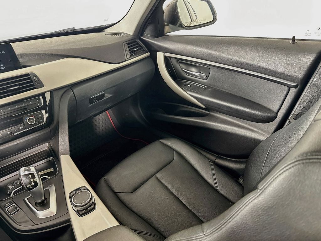 2016 BMW 3 Series 320i xDrive