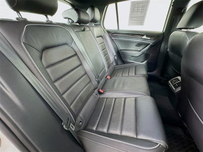 2019 Volkswagen Golf R DCC & Navigation 4Motion