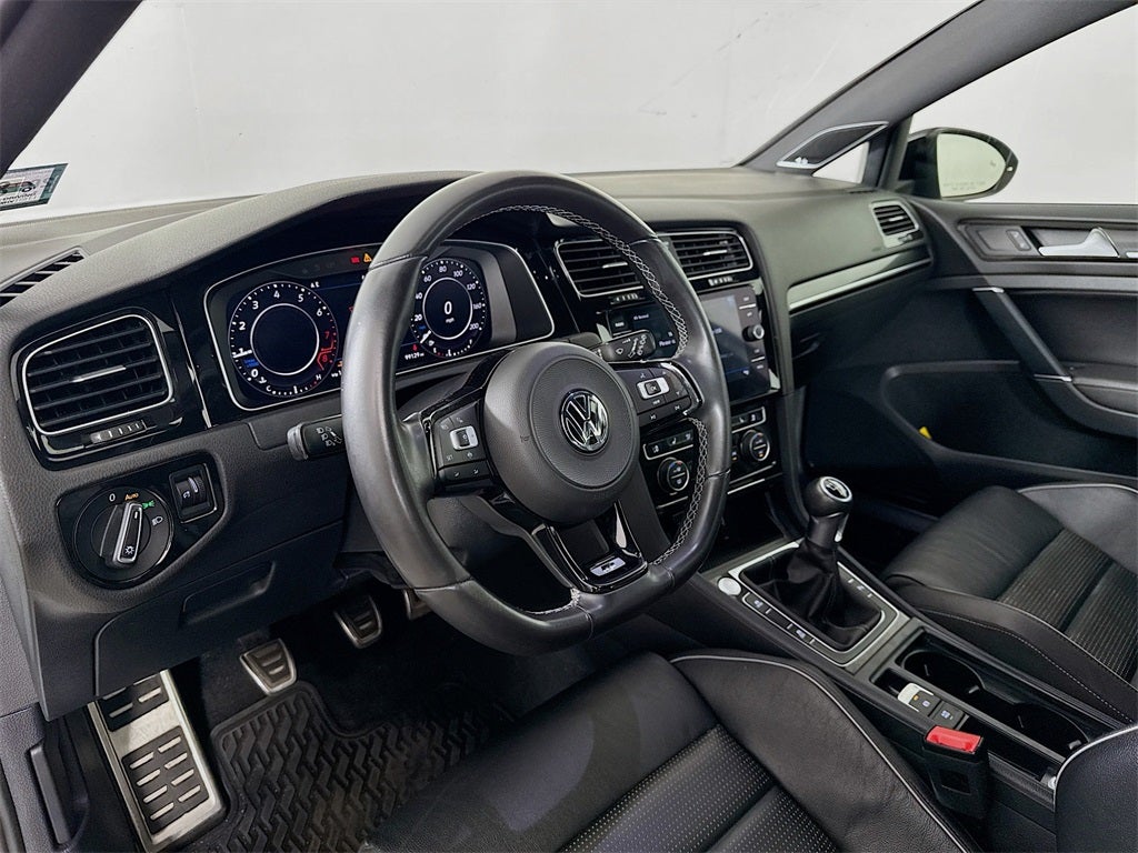 2019 Volkswagen Golf R DCC & Navigation 4Motion