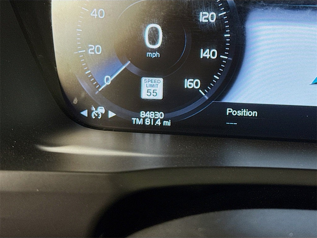 2018 Volvo XC90 T5 Momentum