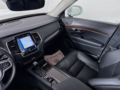 2018 Volvo XC90 T5 Momentum