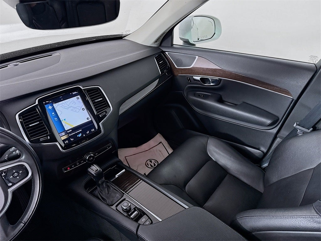 2018 Volvo XC90 T5 Momentum