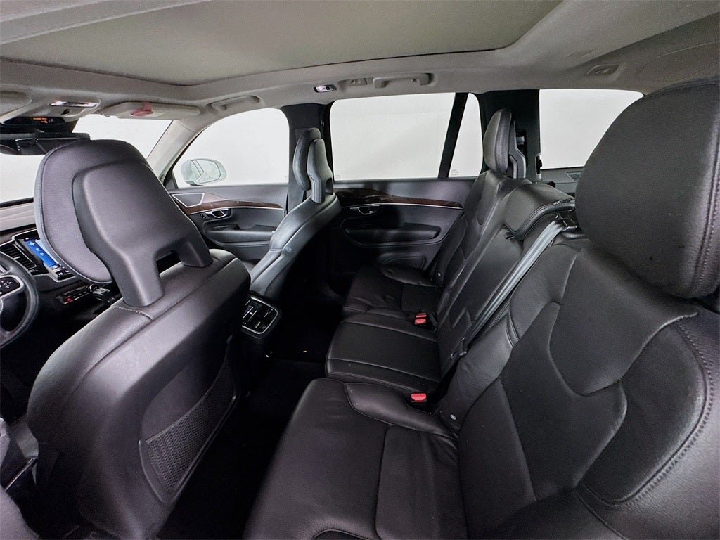 2018 Volvo XC90 T5 Momentum