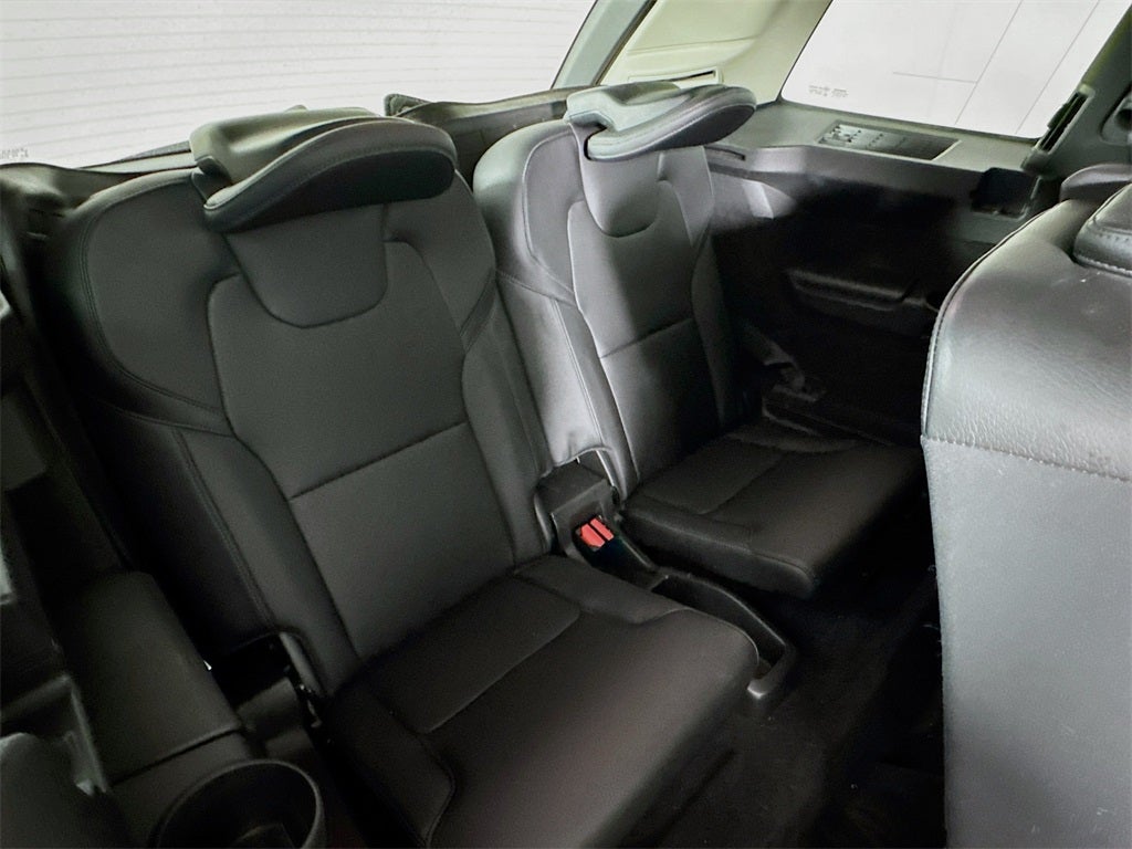 2018 Volvo XC90 T5 Momentum